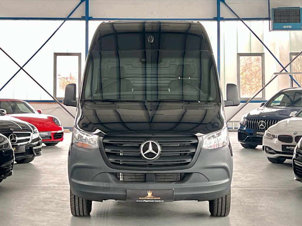 Mercedes-Benz Sprinter 2025