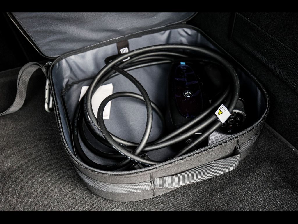 Mercedes-Benz GLC 300 2024