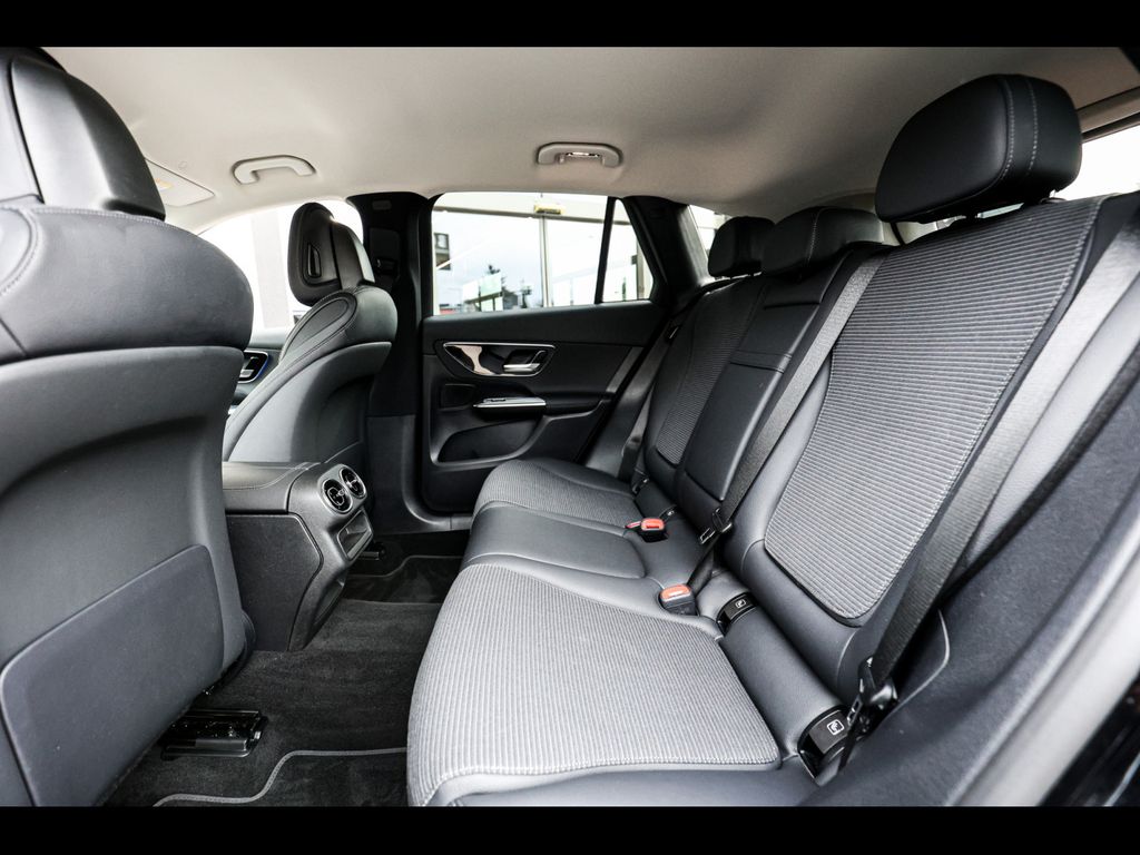 Mercedes-Benz GLC 300 2024