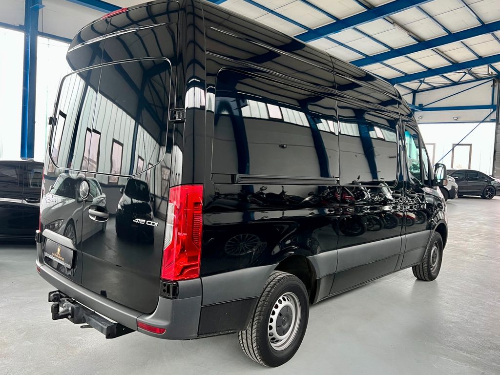 Mercedes-Benz Sprinter 2025