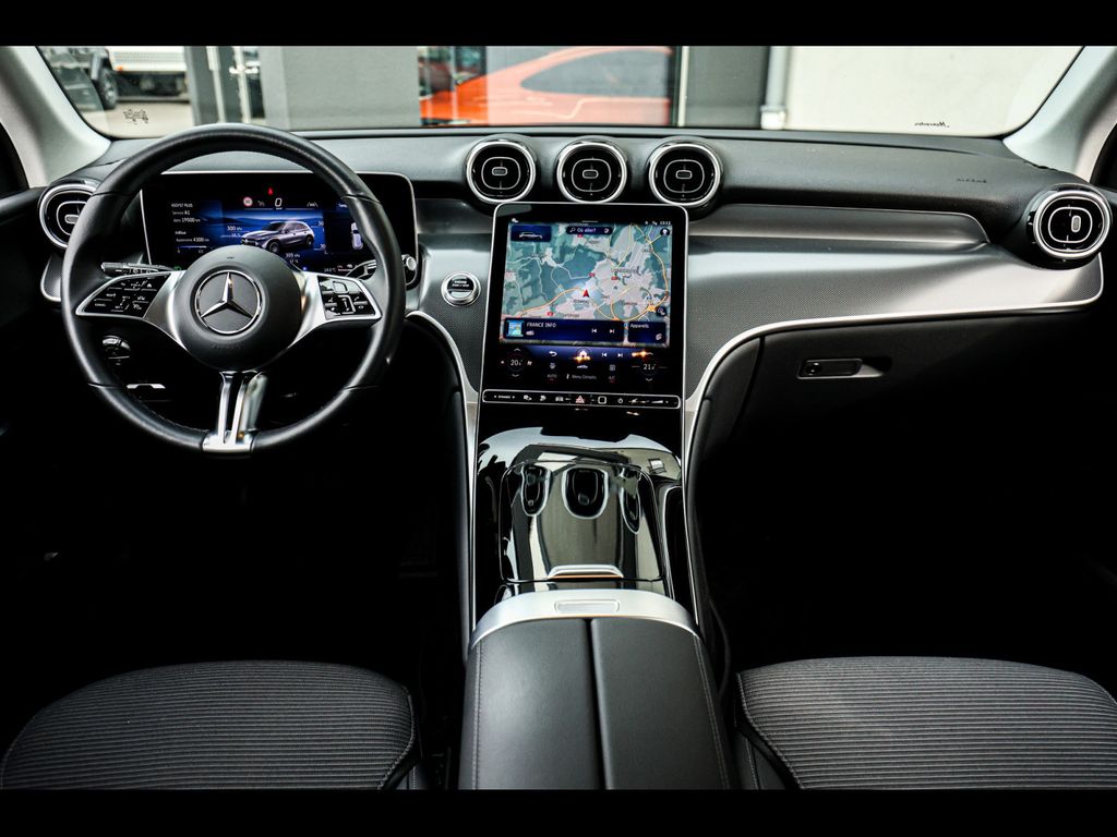 Mercedes-Benz GLC 300 2024