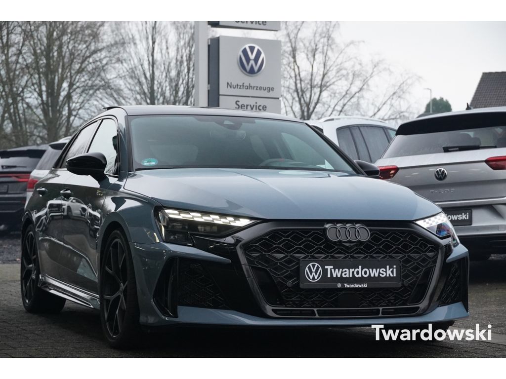 Audi RS3 2025
