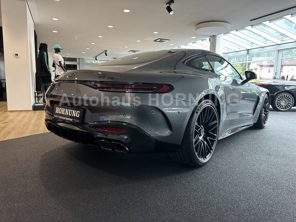 Mercedes-Benz AMG GT 2025