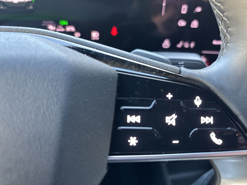 Audi A6 e-tron 2025
