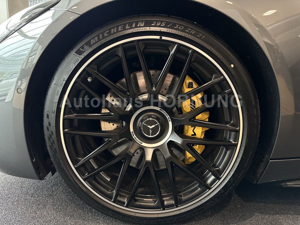 Mercedes-Benz AMG GT 2025