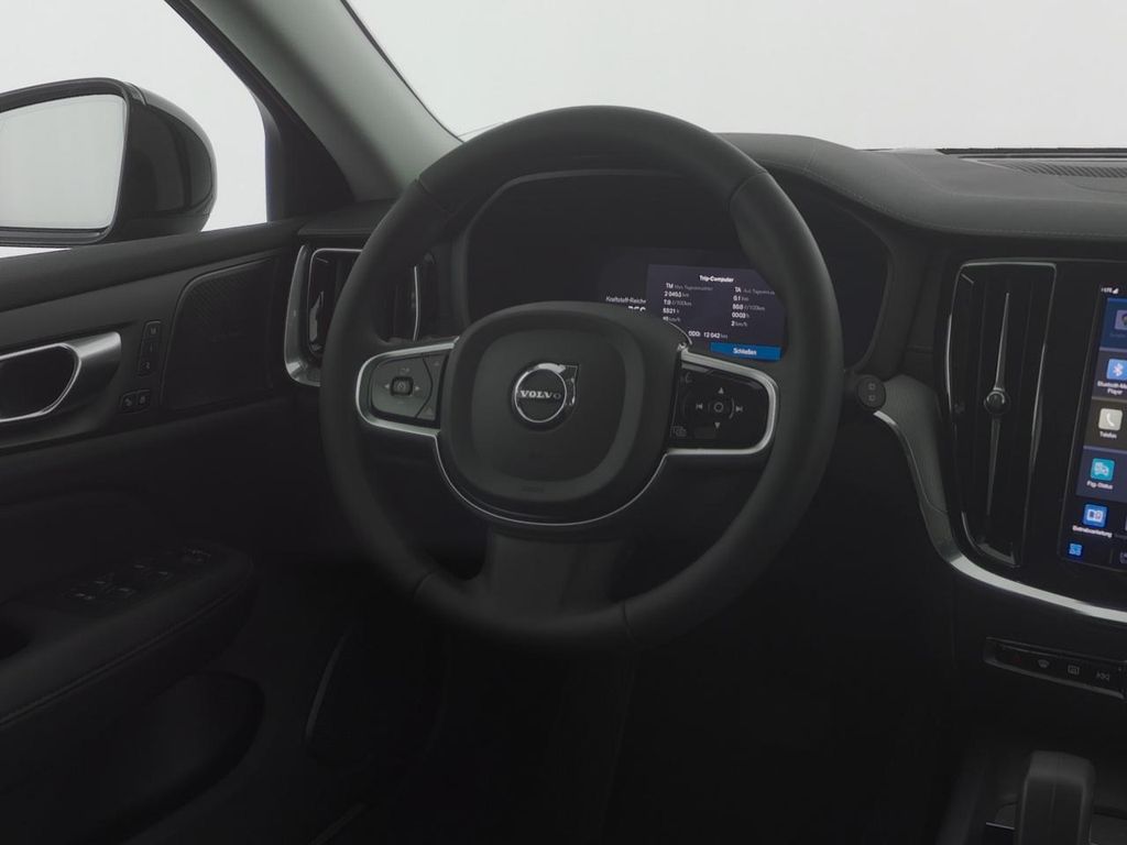 Volvo V60 Cross Country 2024