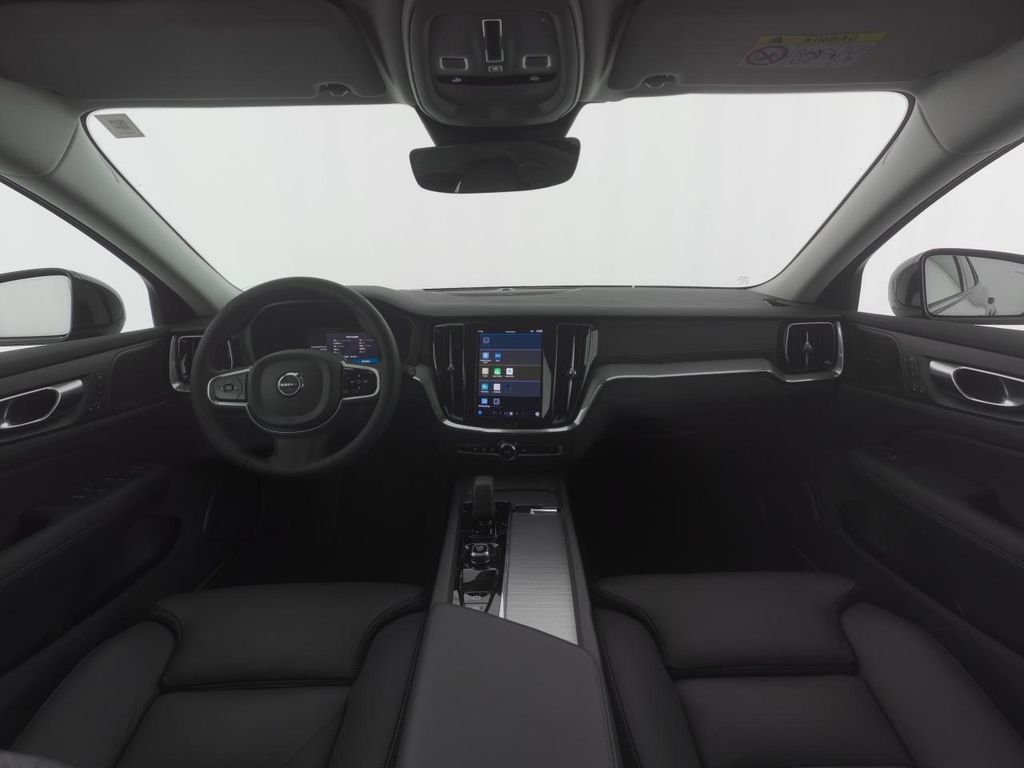 Volvo V60 Cross Country 2024