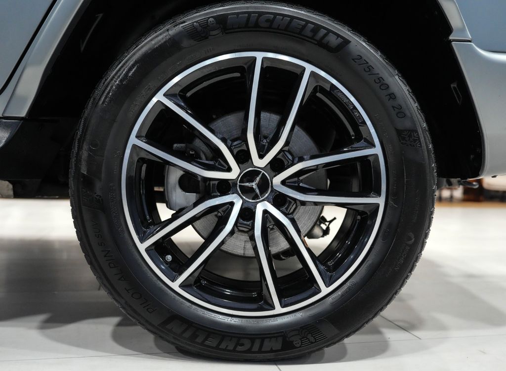 Mercedes-Benz G 400 2023