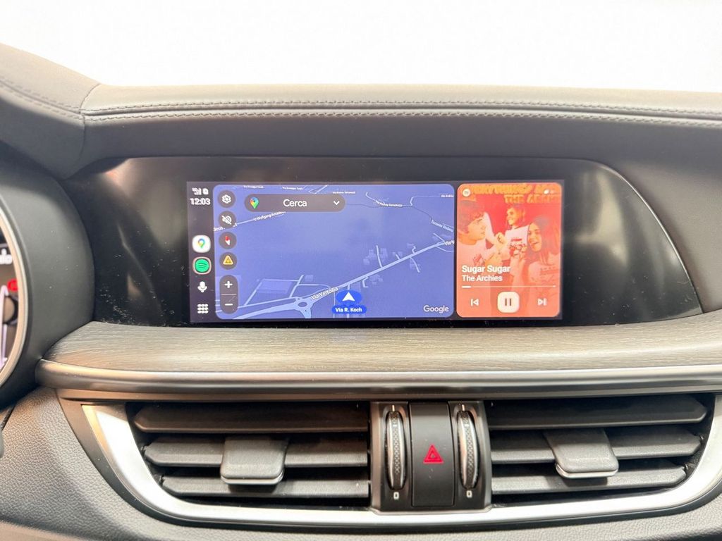 Alfa Romeo Stelvio 2021