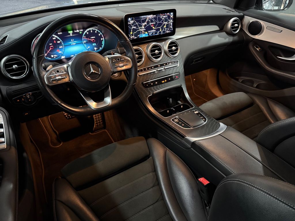 Mercedes-Benz GLC 300 2021