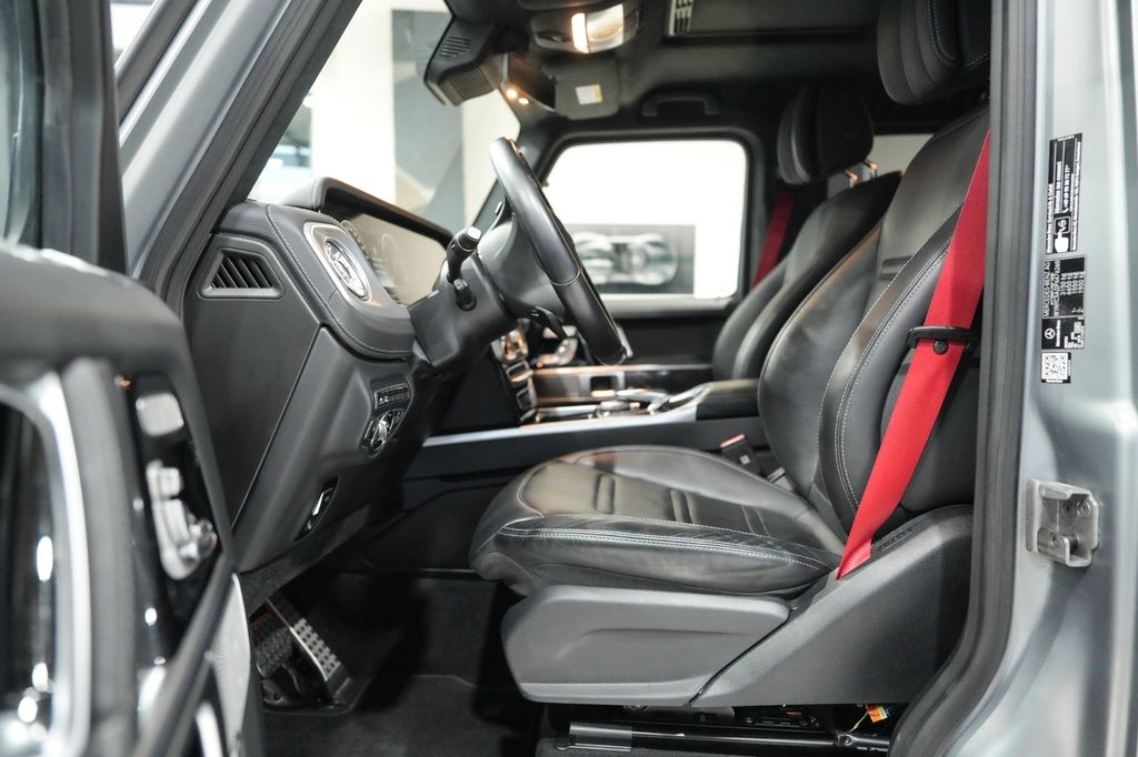 Mercedes-Benz G 400 2023