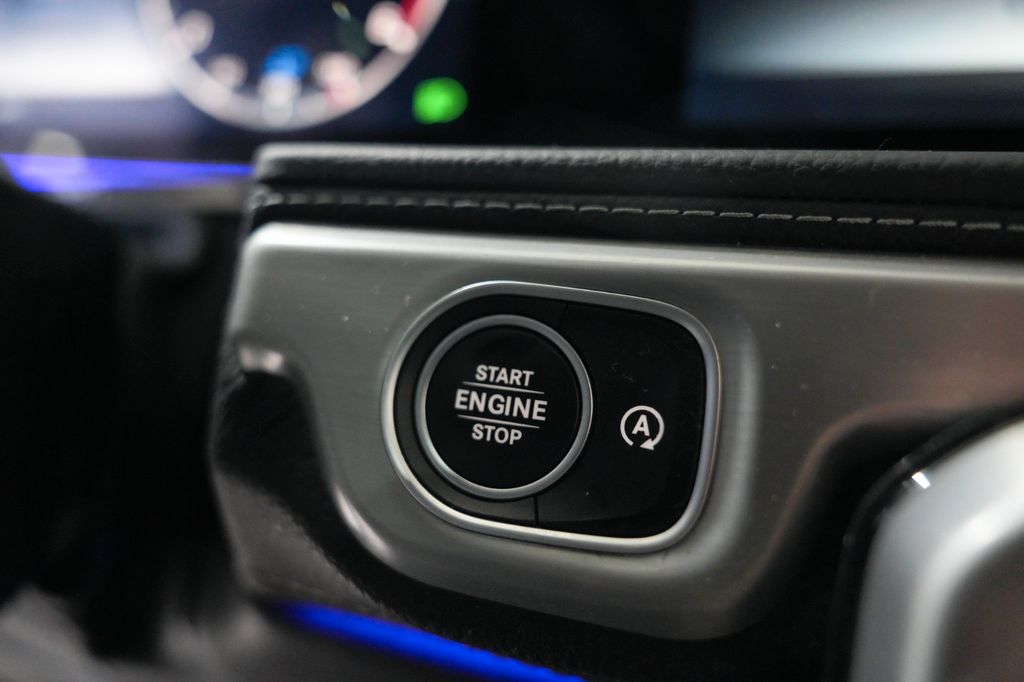 Mercedes-Benz G 400 2023