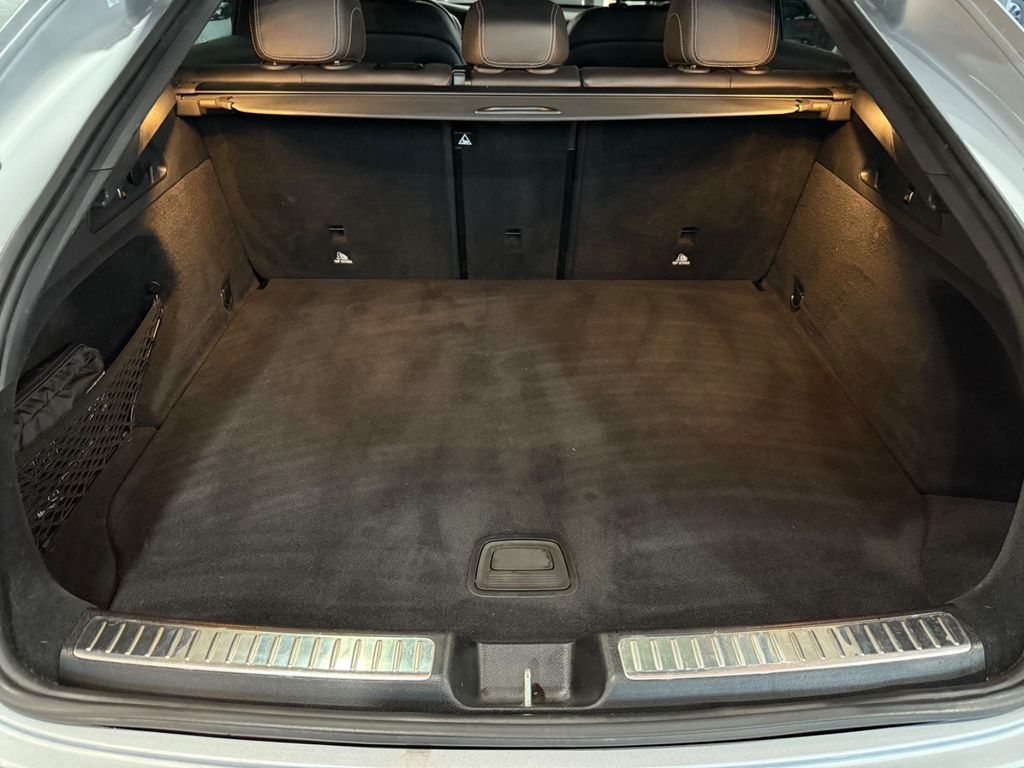 Mercedes-Benz GLC 300 2021