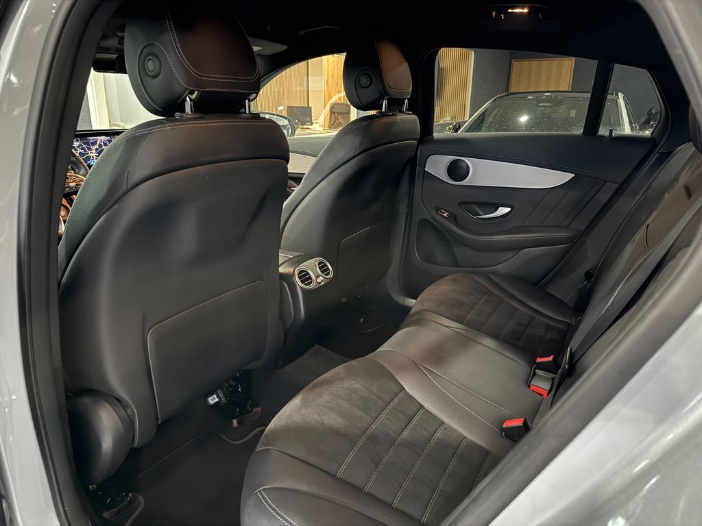 Mercedes-Benz GLC 300 2021