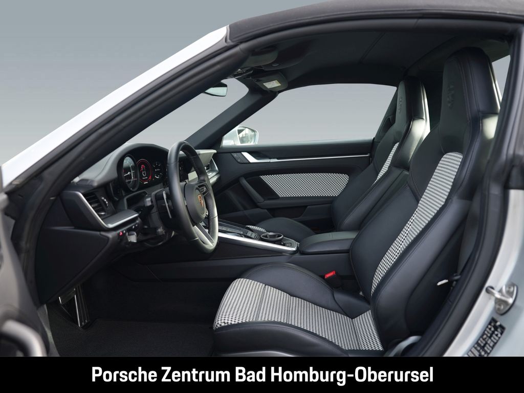 Porsche 992 2024