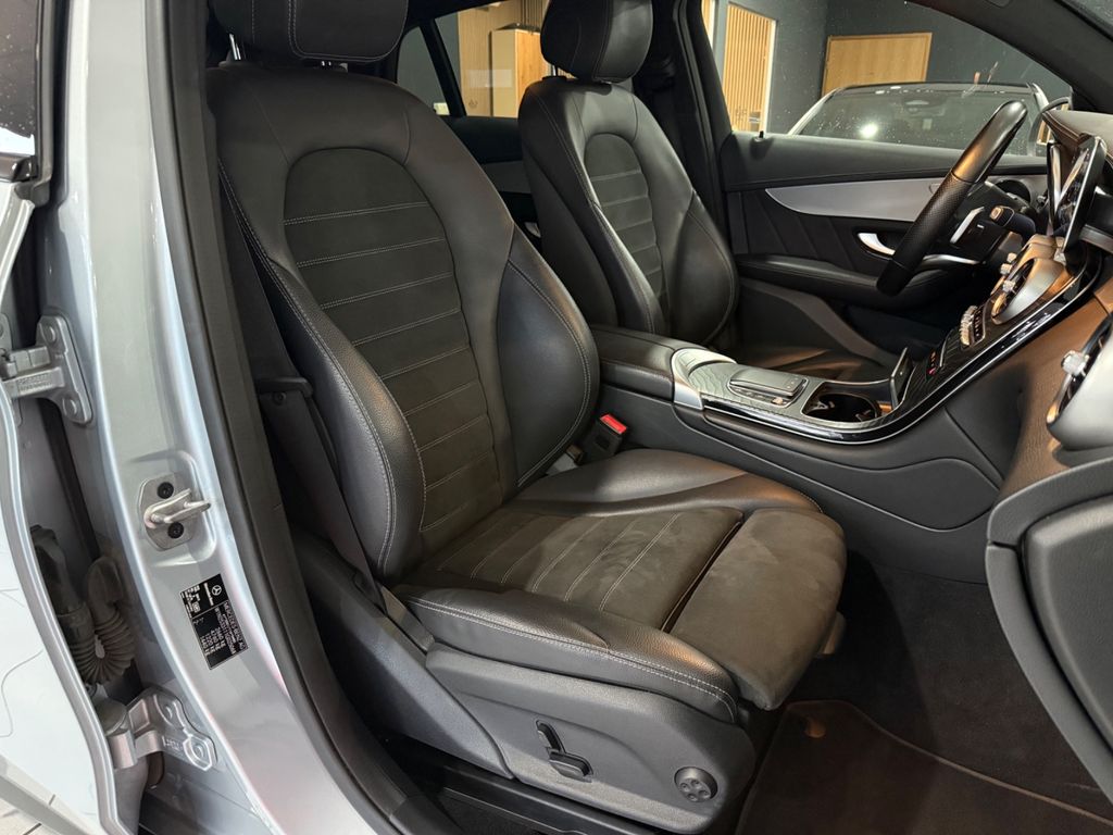 Mercedes-Benz GLC 300 2021