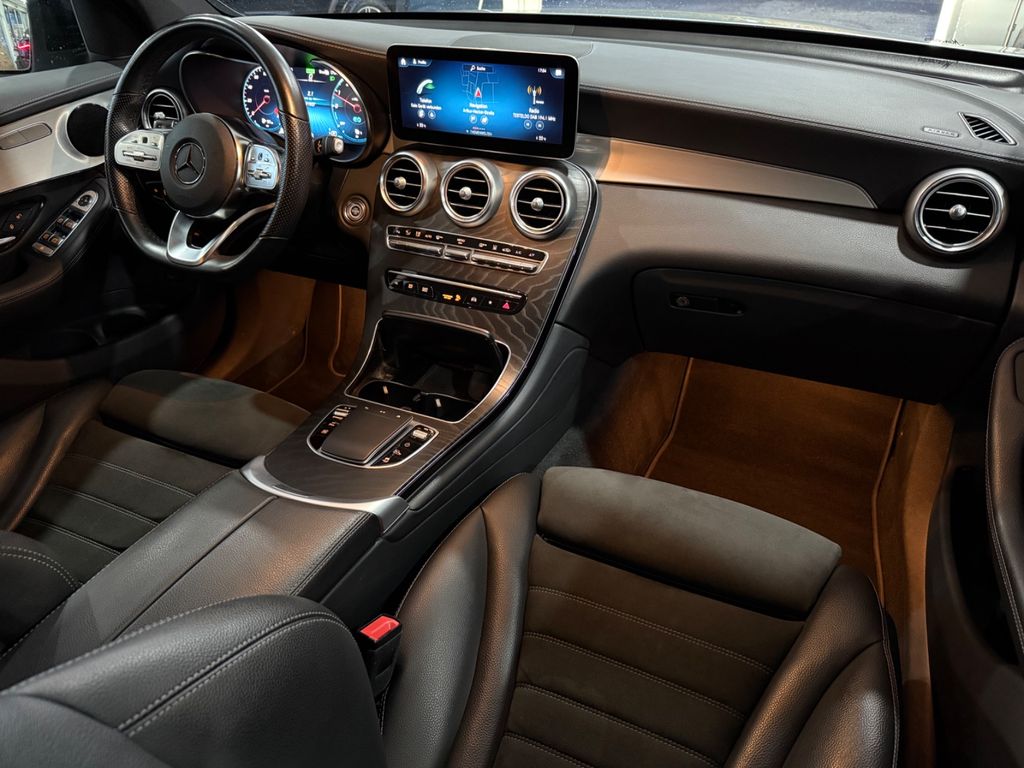 Mercedes-Benz GLC 300 2021