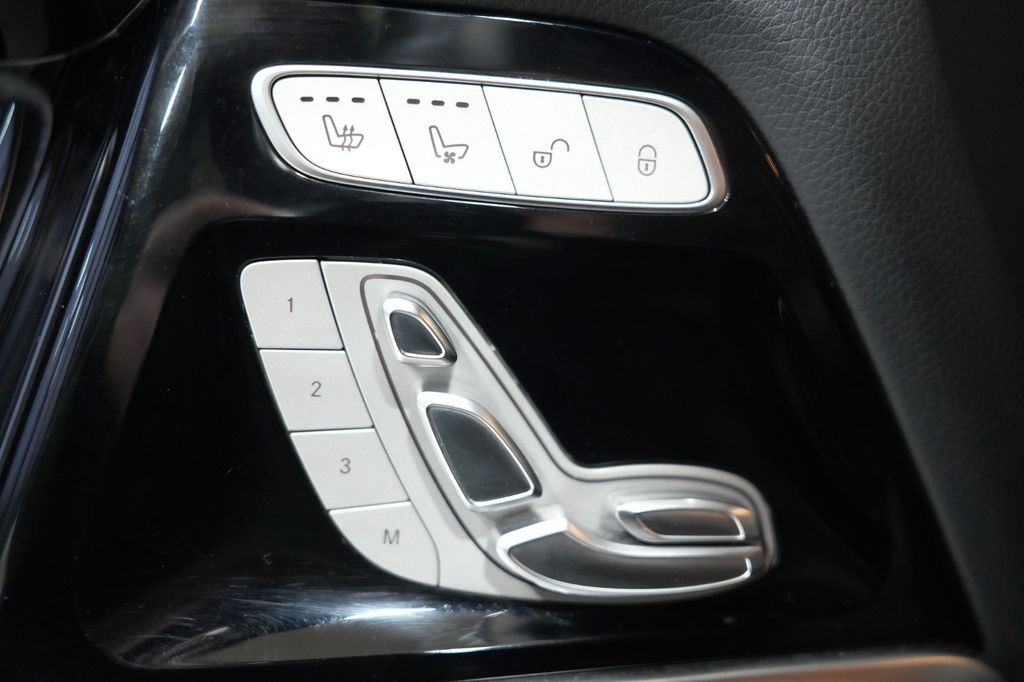 Mercedes-Benz G 400 2023