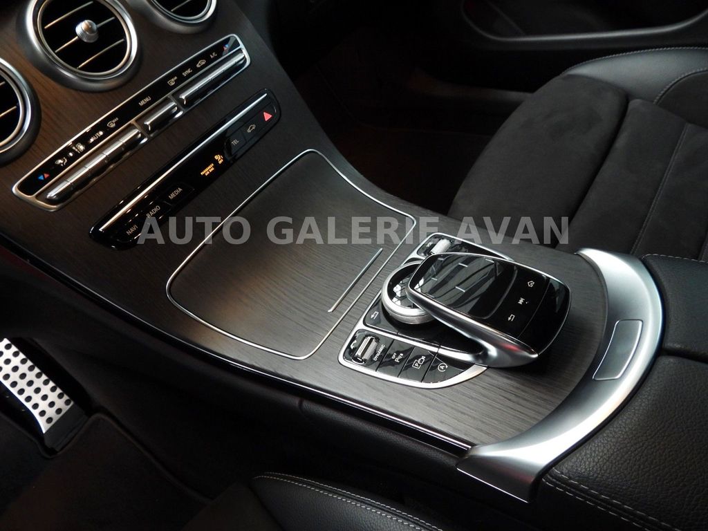 Mercedes-Benz C 300 2019