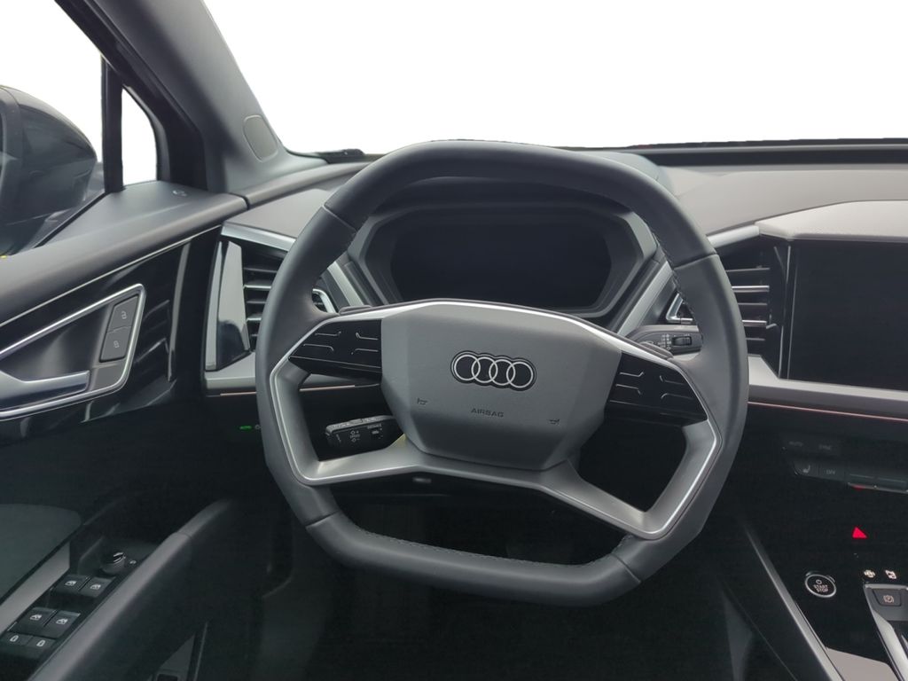 Audi Q4 e-tron 2025