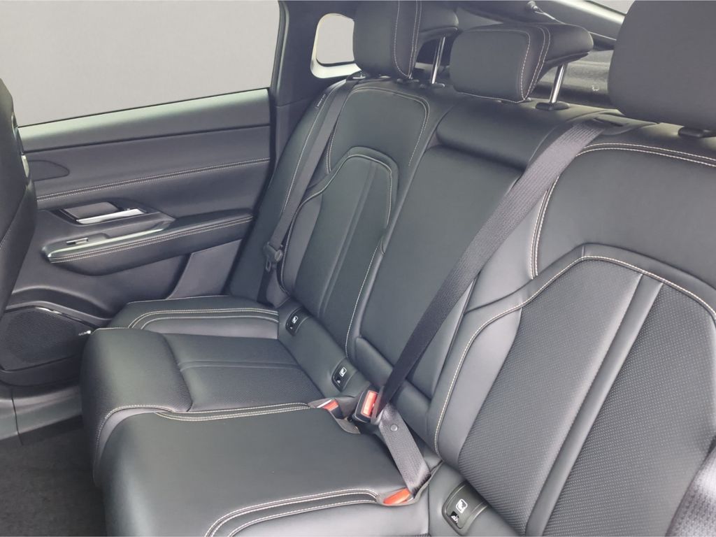 Mazda 6e