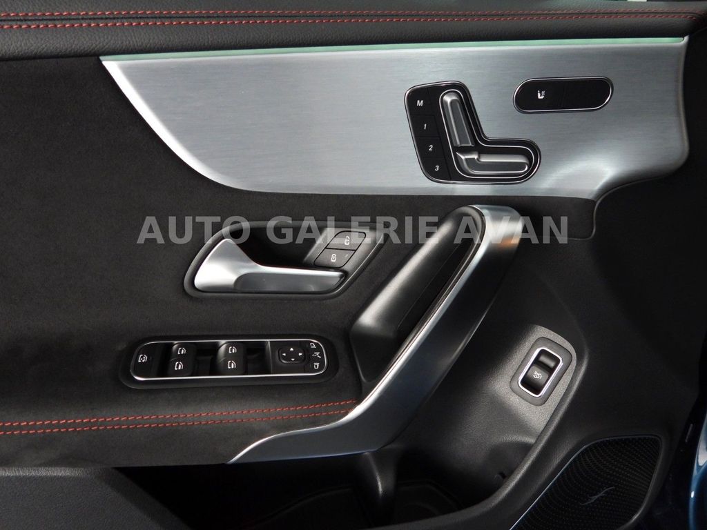 Mercedes-Benz CLA 45 AMG 2021