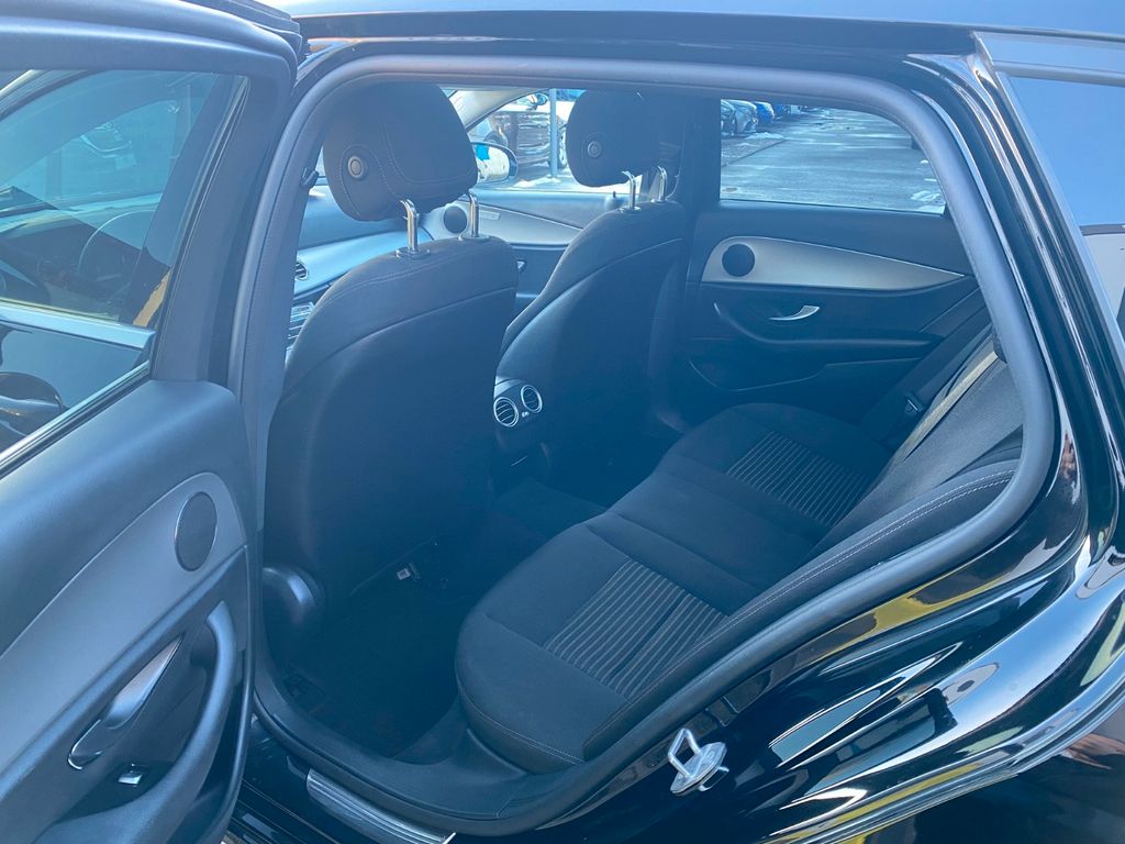 Mercedes-Benz E 220 2017