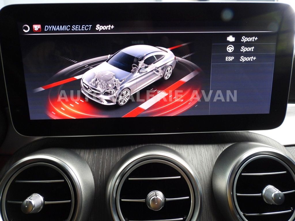 Mercedes-Benz C 300 2019