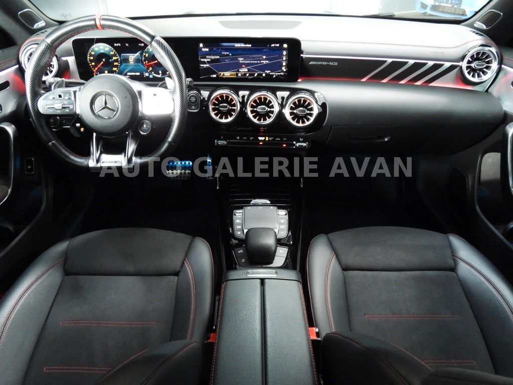 Mercedes-Benz CLA 45 AMG 2021