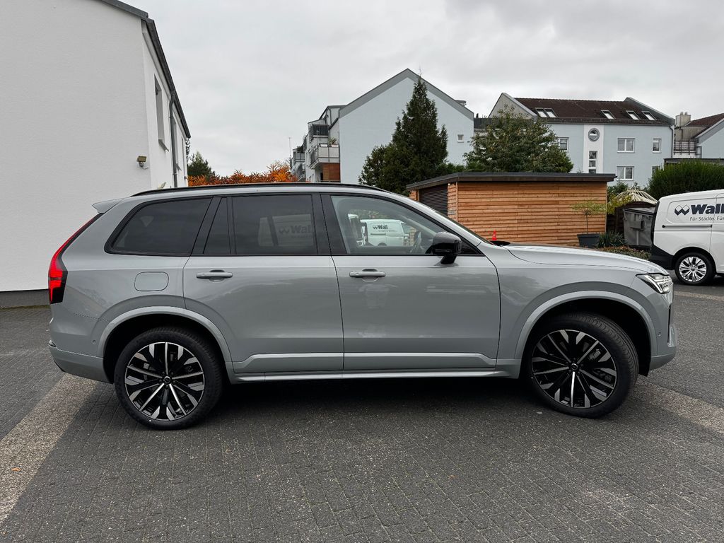 Volvo XC90 2025
