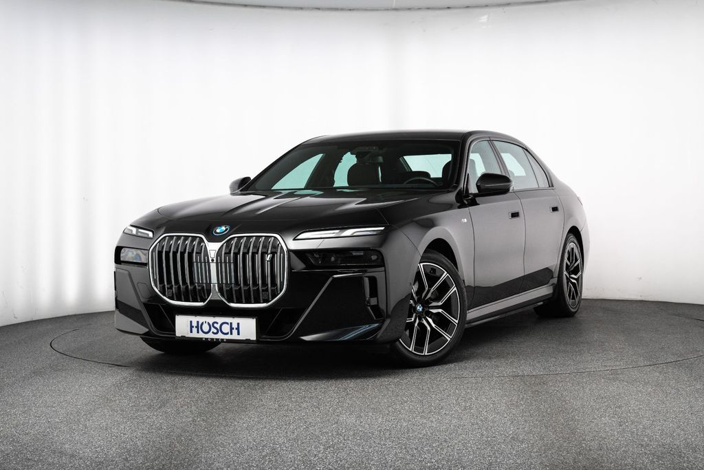 BMW i7 2024