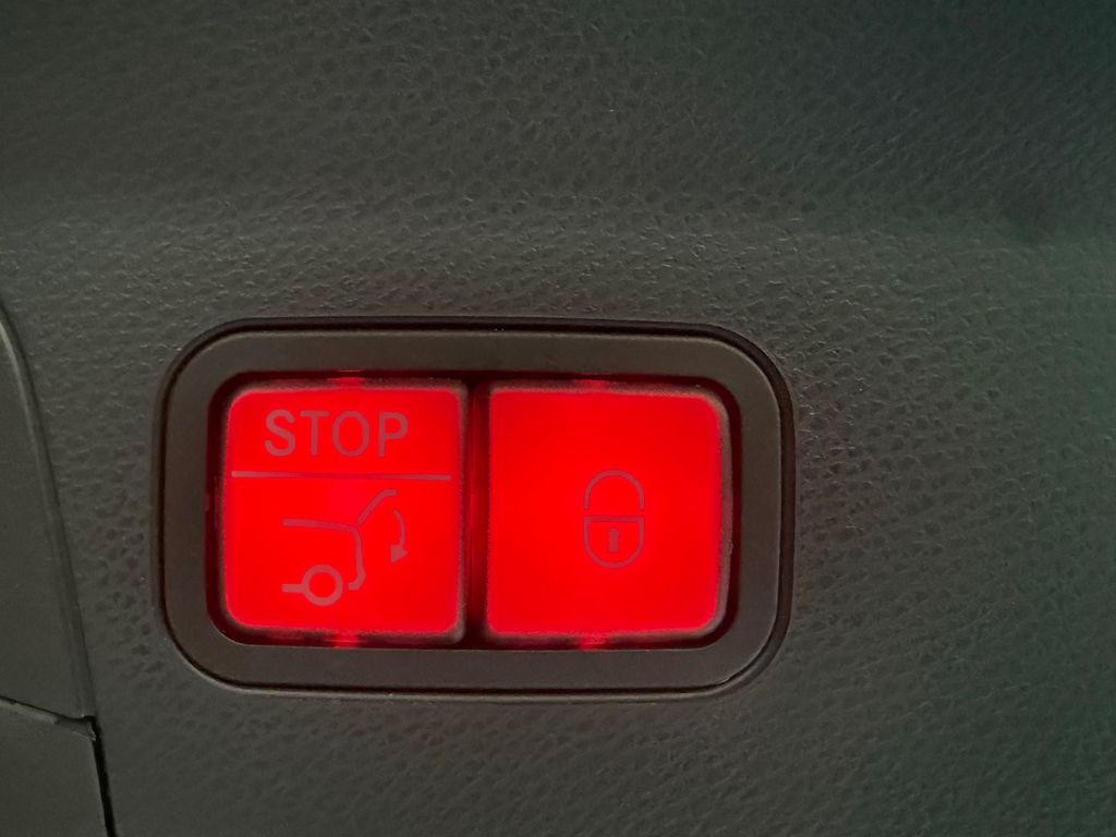 Mercedes-Benz GLC 300 2021