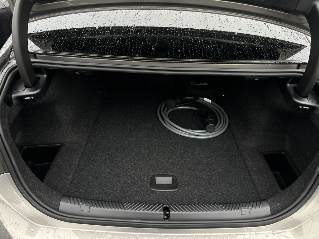 BMW i5 2025