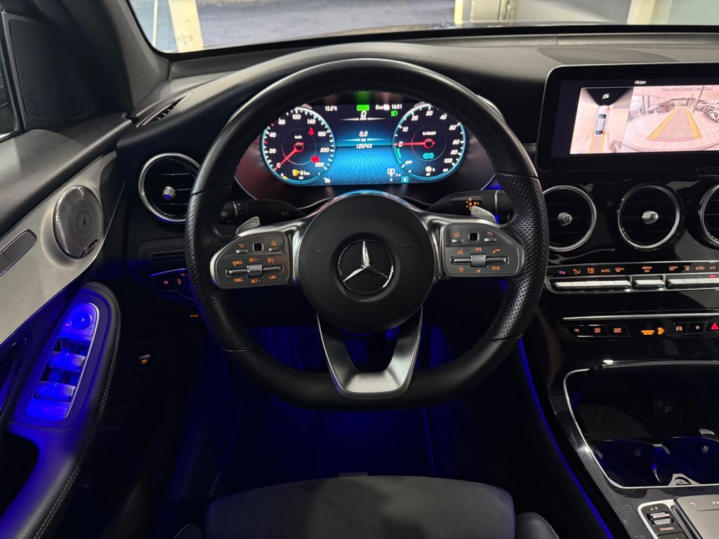 Mercedes-Benz GLC 300 2021
