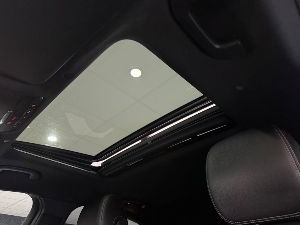 Mercedes-Benz GLC 300 2021