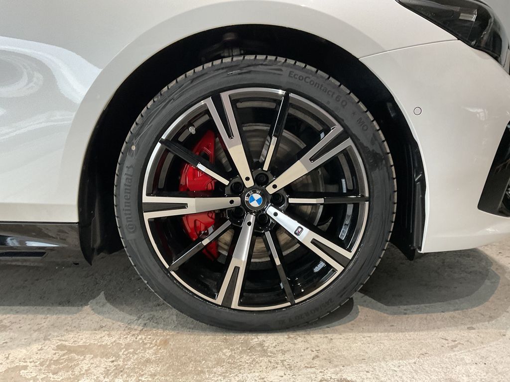 BMW i5 2026