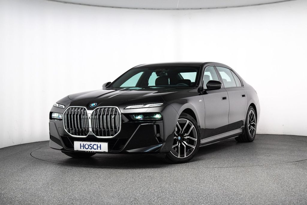 BMW i7 2024