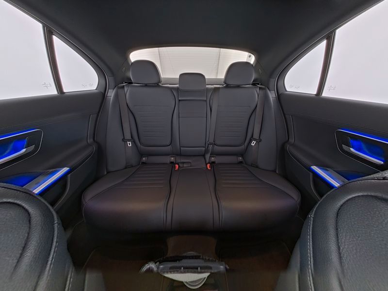 Mercedes-Benz C 300 2024