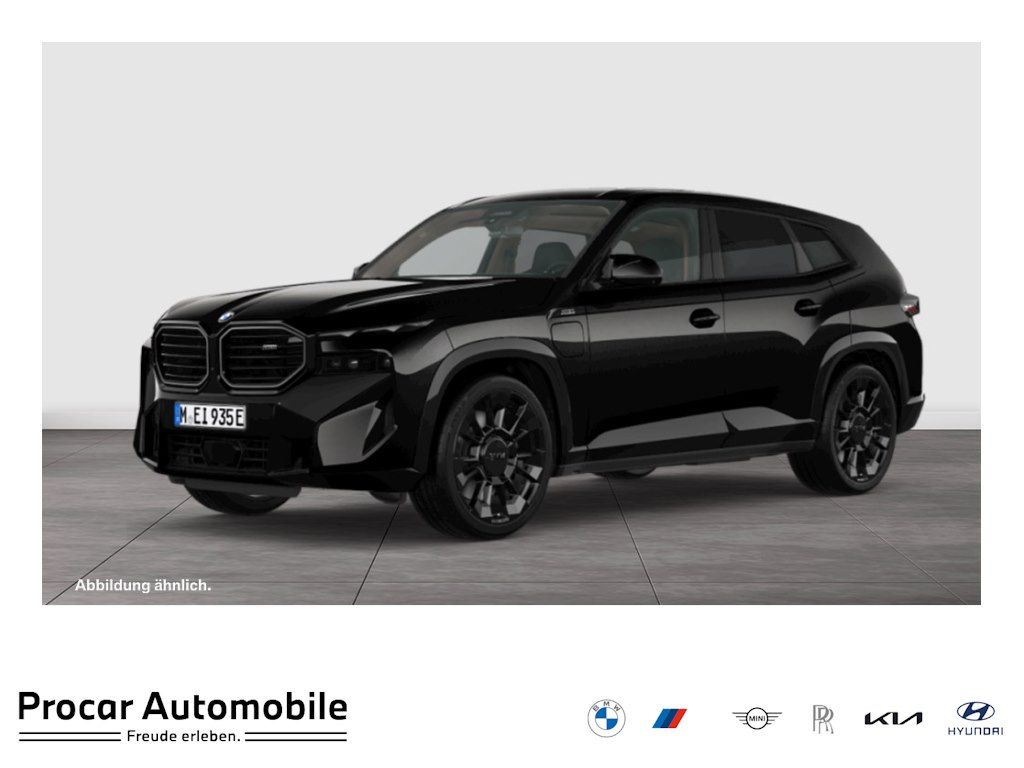 BMW XM