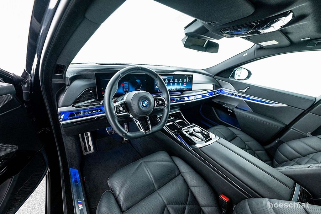 BMW i7 2024