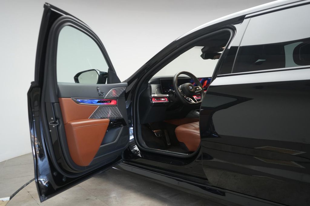 BMW i7 2023