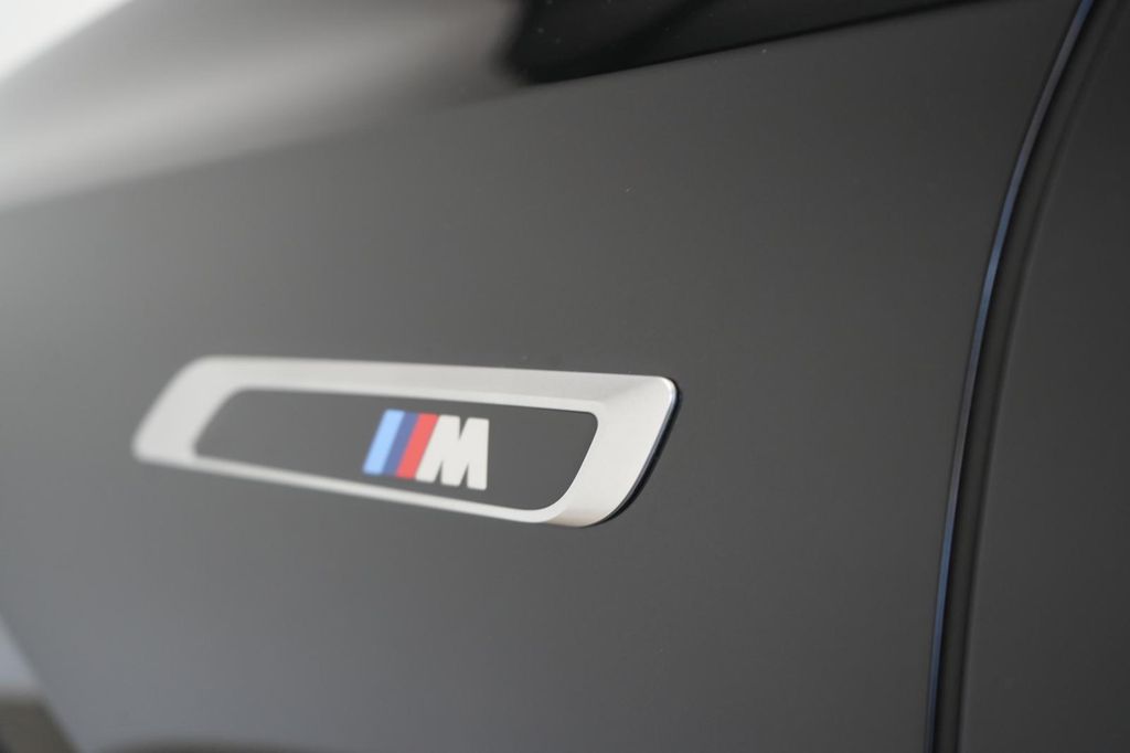 BMW i7 2023