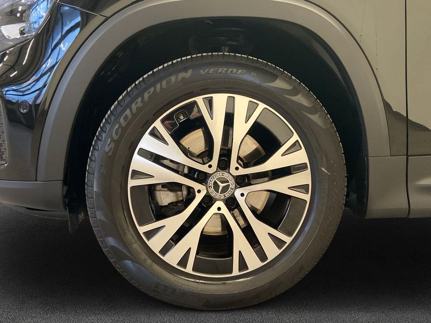 Mercedes-Benz GLB 200 2024