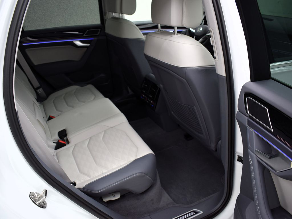 Volkswagen Touareg 2025