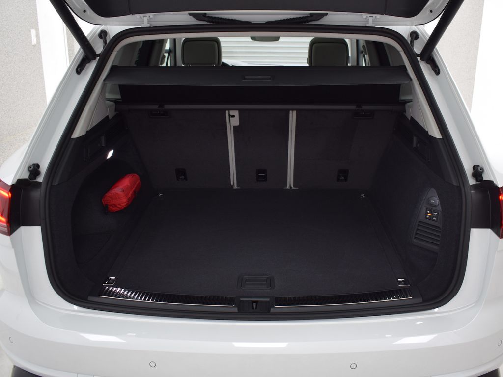 Volkswagen Touareg 2025