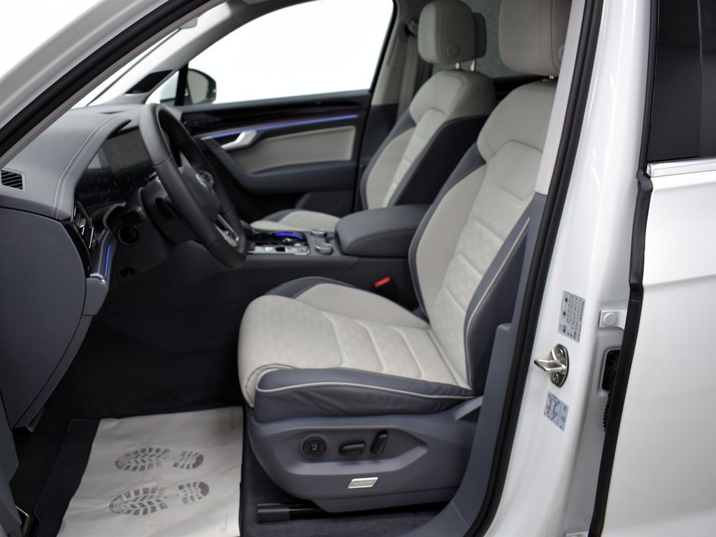 Volkswagen Touareg 2025