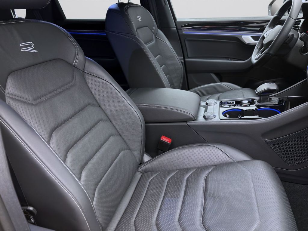 Volkswagen Touareg 2025