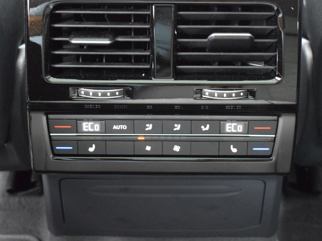 Volkswagen Touareg 2025