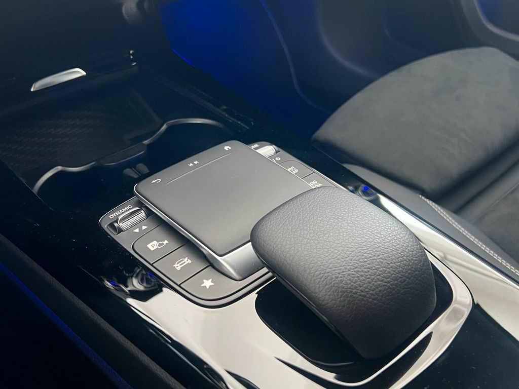 Mercedes-Benz A 200 2021