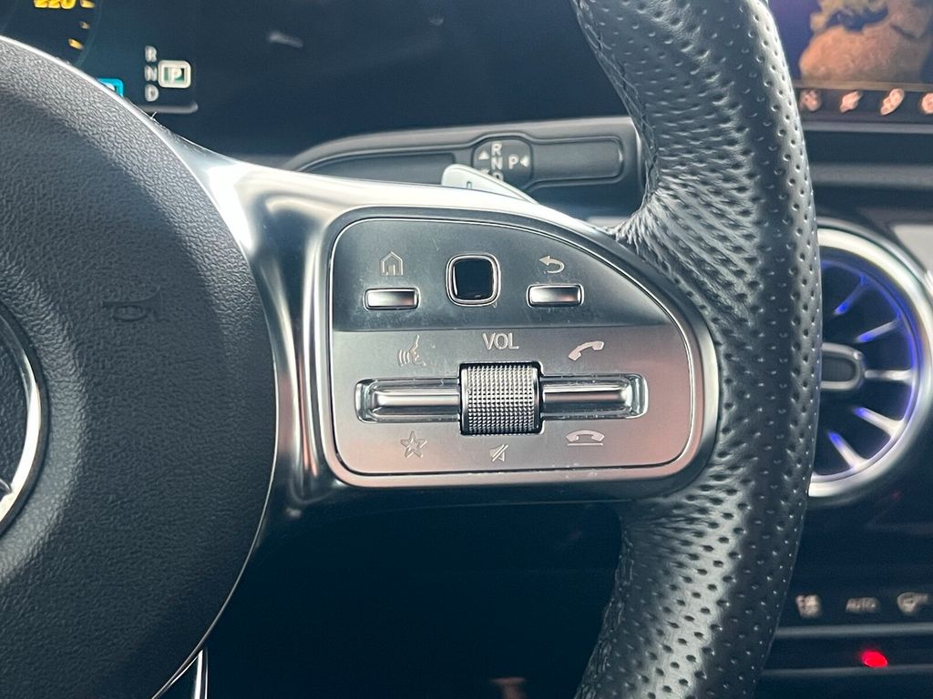 Mercedes-Benz A 200 2021